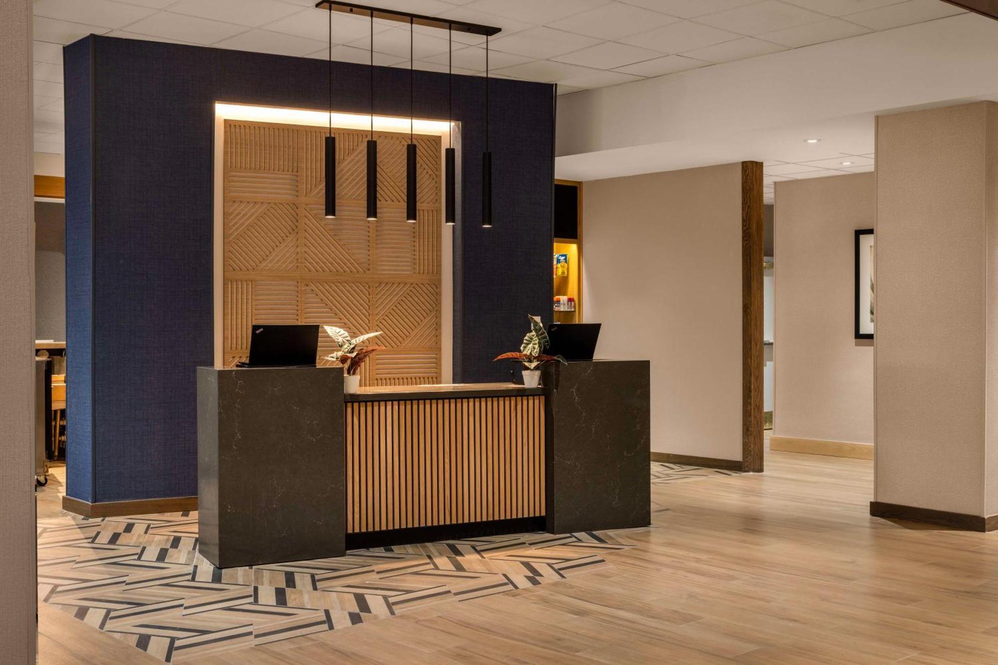 Hyatt Place Colorado Springs Garden Of The Gods Exterior photo